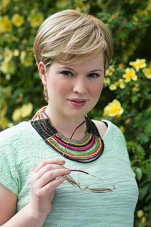 Wenn Sie auf der Suche nach einer neuen Perücke sind Perücke Lisa vom Perückenversand Vogue